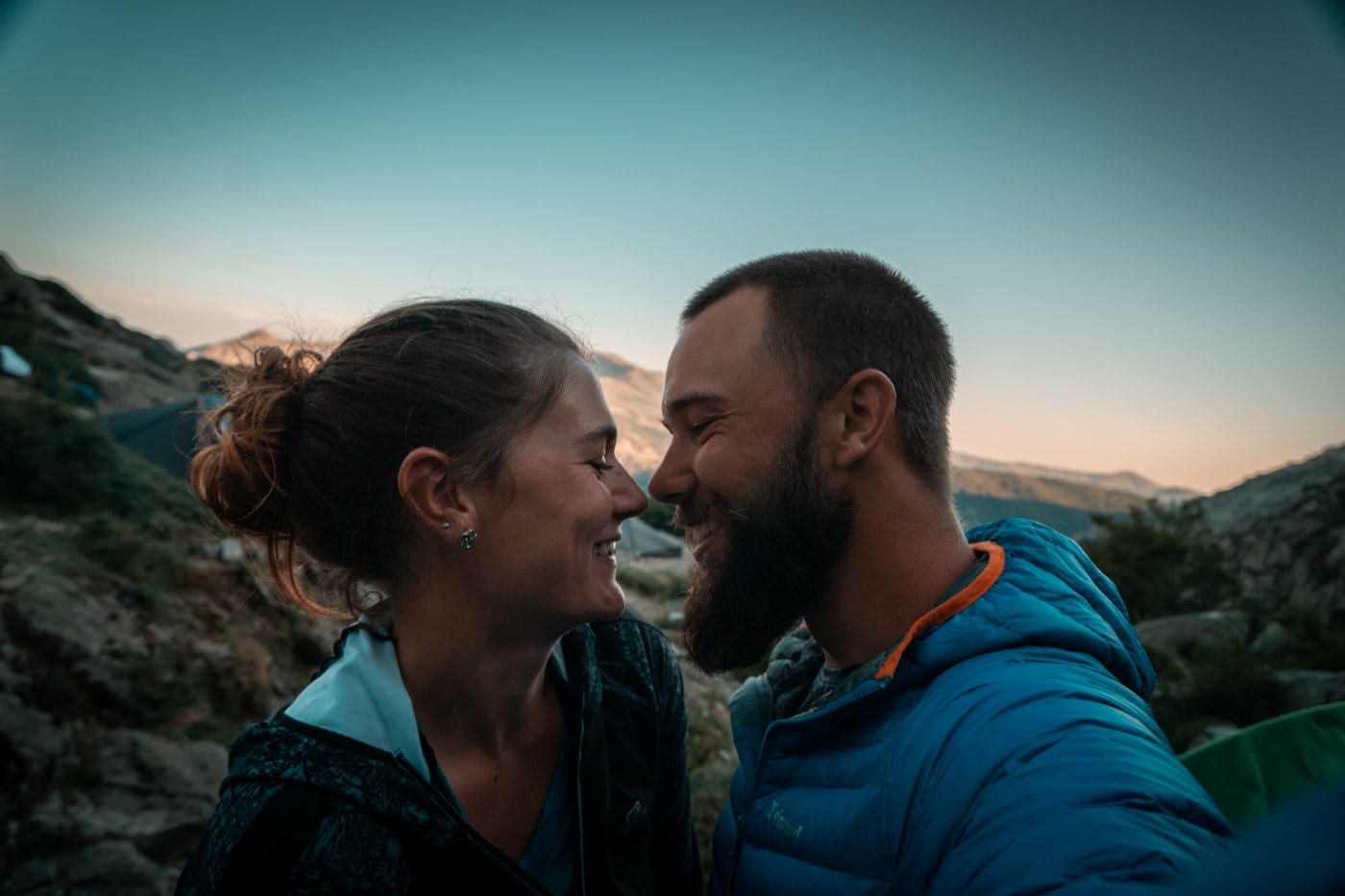 Couple kissing during a romantic island honeymoon getaway
